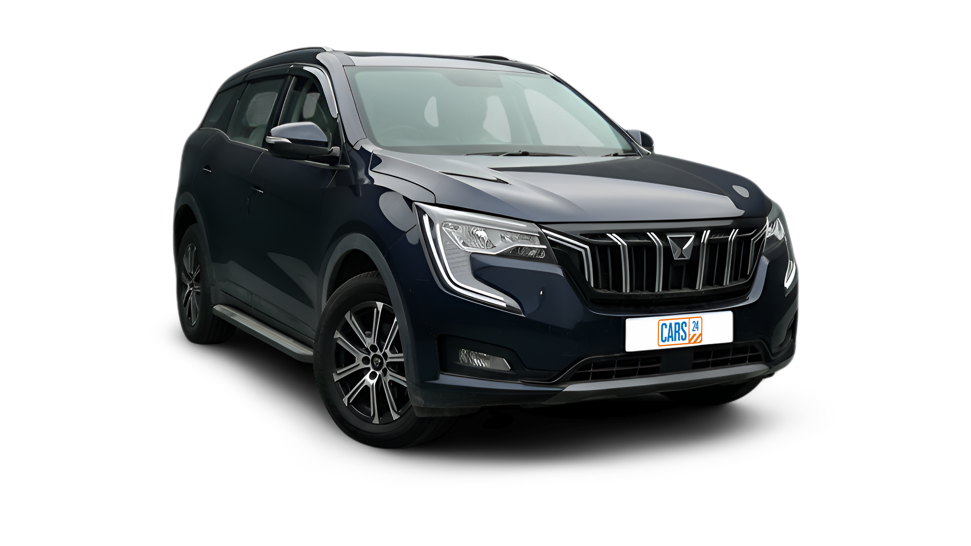Mahindra XUV700-img